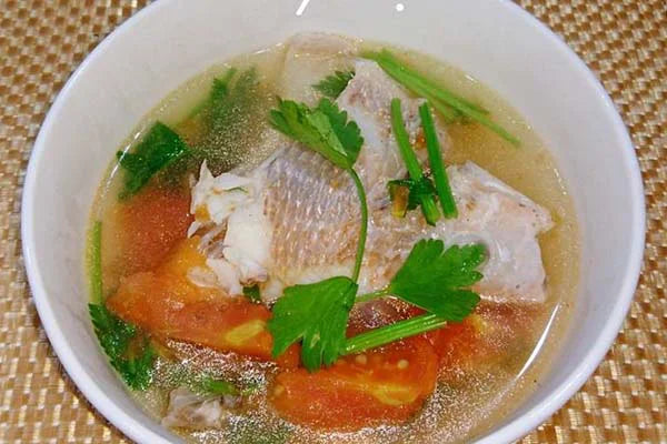 Canh cá điêu hồng nấu ngót