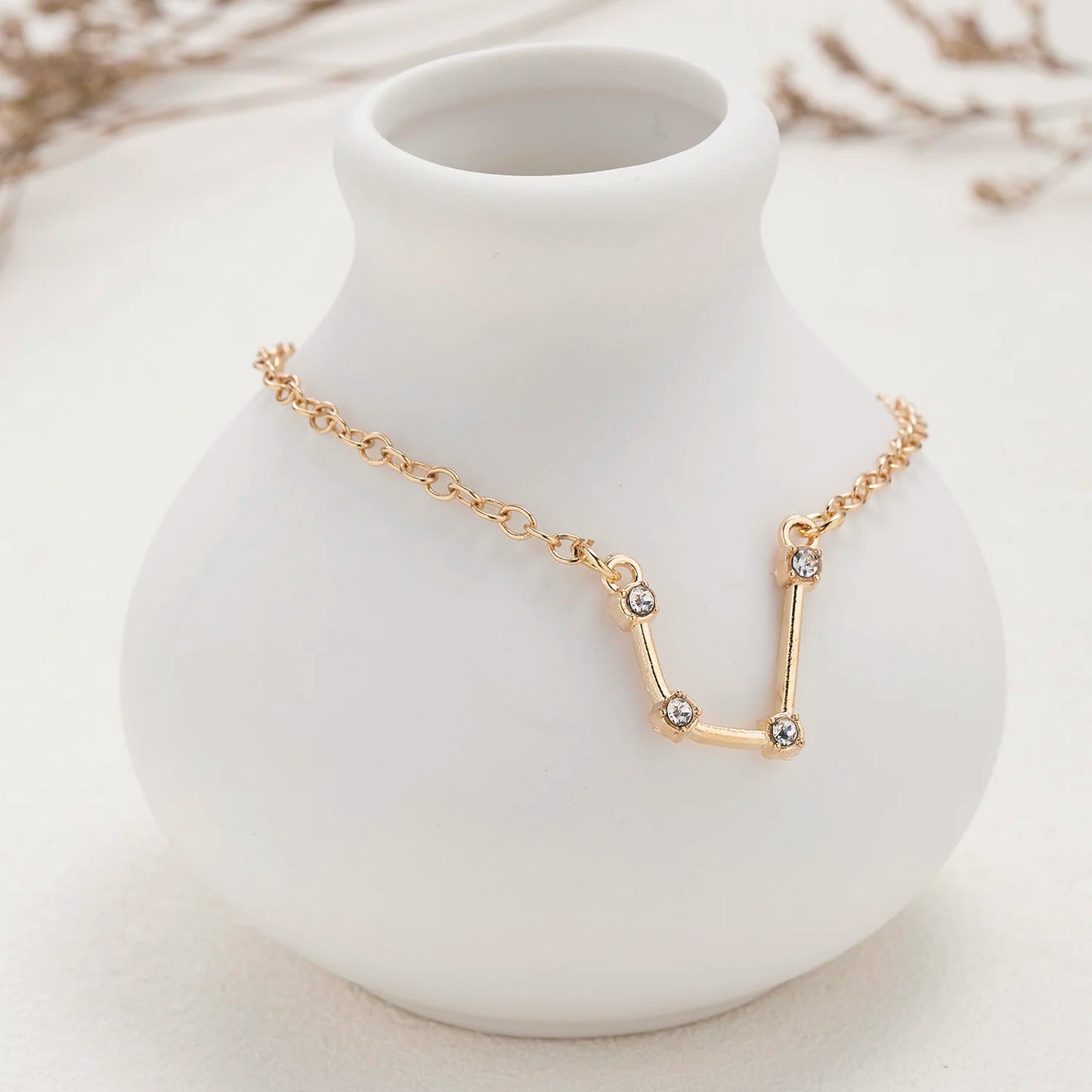 Cardboard Star Zodiac Sign 12 Constellation Bracelet Crystal Charm Gold Color Chain Bracelet for Women Birthday Jewelry Gifts