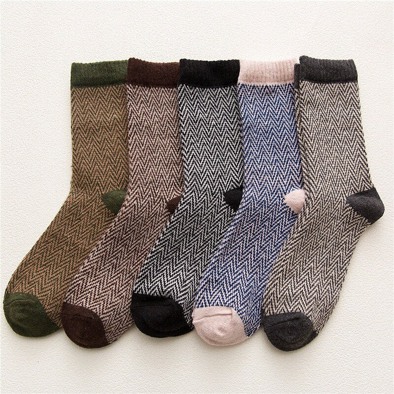 HSS Brand 5 Pairs Winter Men&#39;s Socks Thicken Sheep&#39;s Wool Socks Warm Men Retro Style Colorful Fashion Man Socks For Snow boots