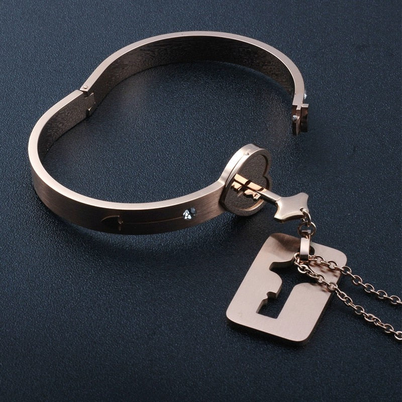 A Couple Lovers Jewelry Love Heart Lock Bracelet Stainless Steel Bracelets Bangles Key Pendant Necklace Jewelry