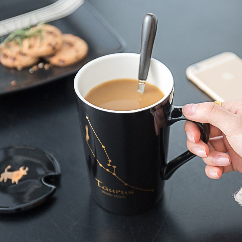 Ceramic Mugs 12 Constellations Creative Mugs With Spoon Lid Black Mug Porcelain Zodiac Milk Coffee Cup Drinkware Couples Gift