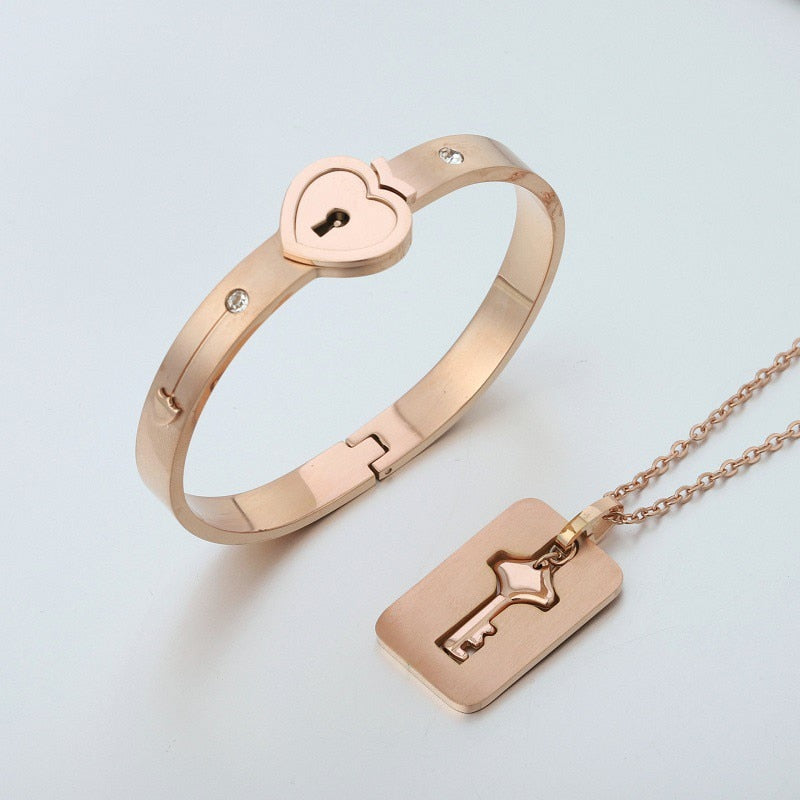 A Couple Lovers Jewelry Love Heart Lock Bracelet Stainless Steel Bracelets Bangles Key Pendant Necklace Jewelry