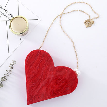 Unique Designer Acrylic Clutch Fashion Cute Red Heart Shape Pearl Chain Party Evening bag Women Shoulder Bags Hot Handbag Purses