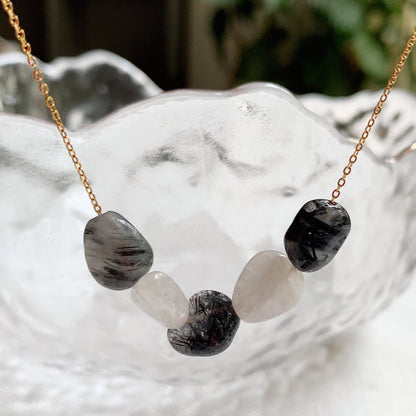 Minimalist Natural Crystal Stone Necklace Irregular Mineral Quartz Citrines Fluorite Purple Crystal Charm Tiny Chain Choker