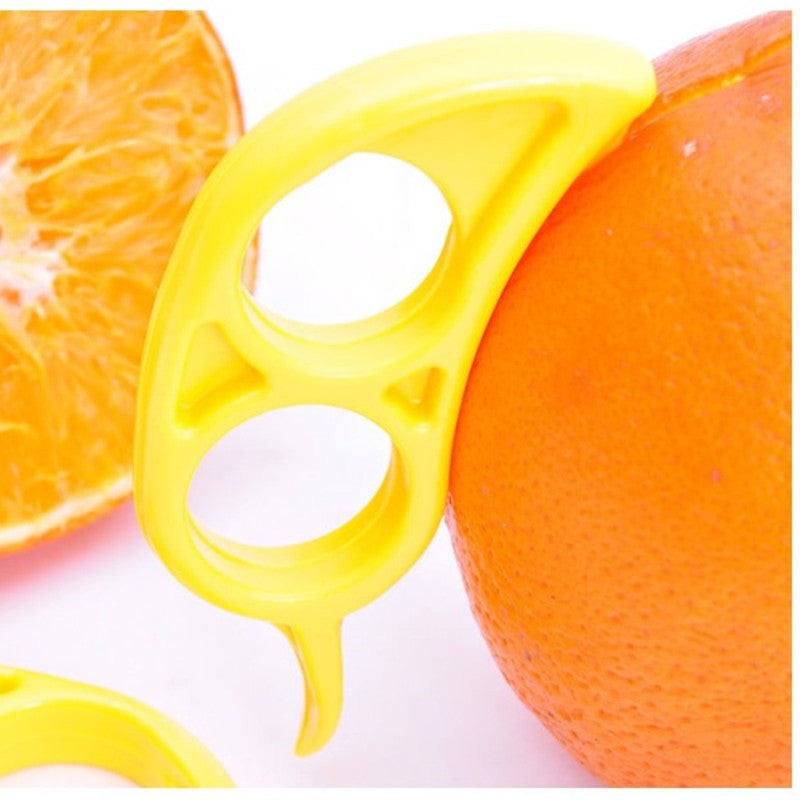 5Pcs Creative Orange Peelers Lemon Slicer Fruit Stripper Easy Opener Citrus Knife Kitchen Tools Gadgets (Random Color)