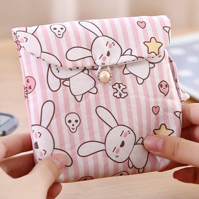 Portable Tampon Storage Bag Large Capacity Cute Women Sanitary Storage Bag Credit Card Earphone Data Cables Makeup Organizer