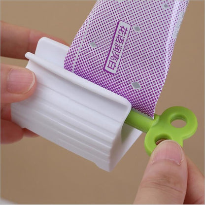 Toothpaste Squeeze Artifact Squeezer Clip-on Household Toothpaste Device Lazy Toothpaste Tube Squeezer Press Bathroom Supplies