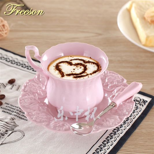 Elegant Pink Coffee Cup Saucer Spoon Set Europe Princess Ceramic Tea cup 180ml Top Porcelain Teacup Cafe Teatime Drinkware